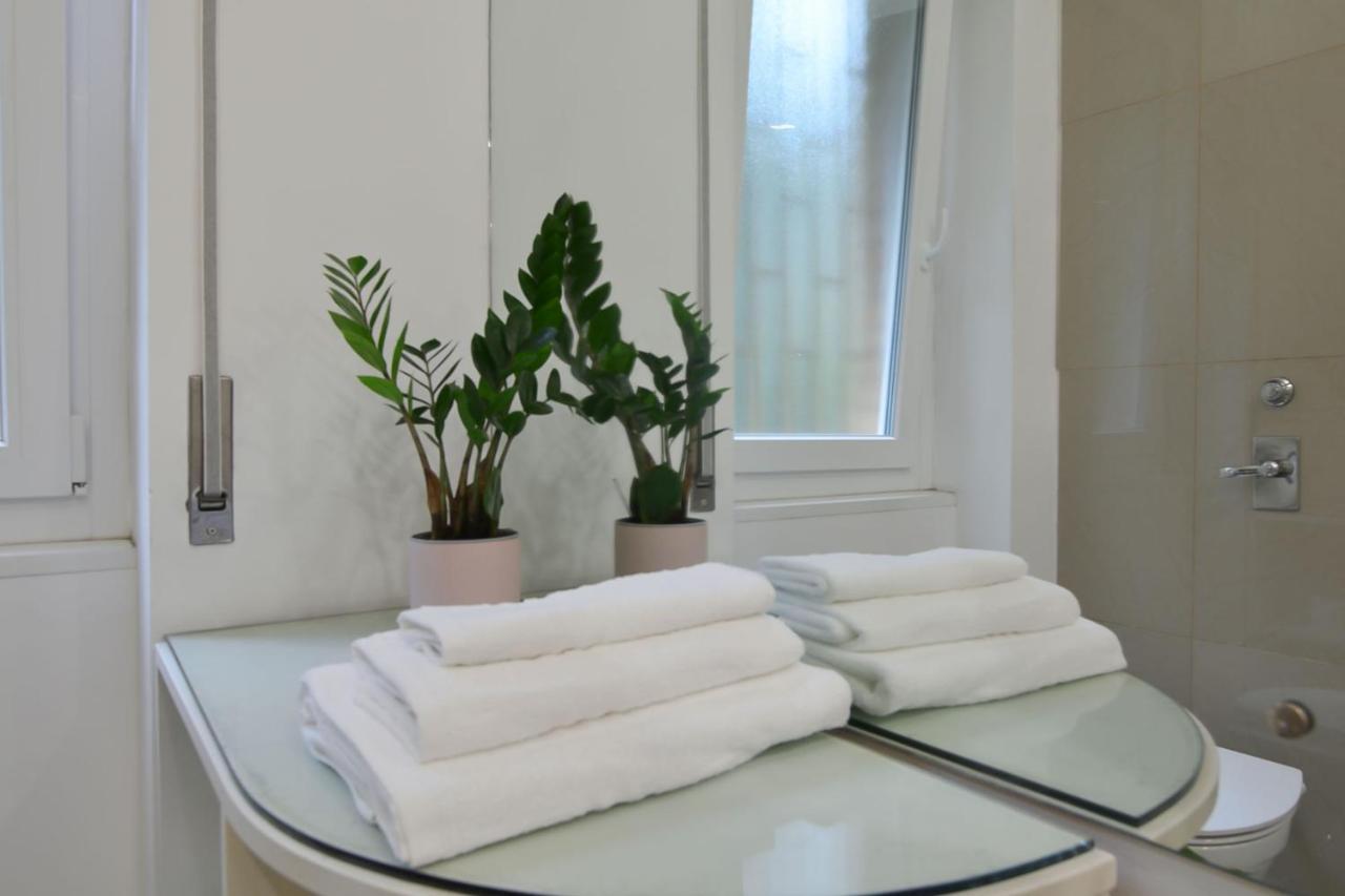 Milano Lights Hotel Ngoại thất bức ảnh